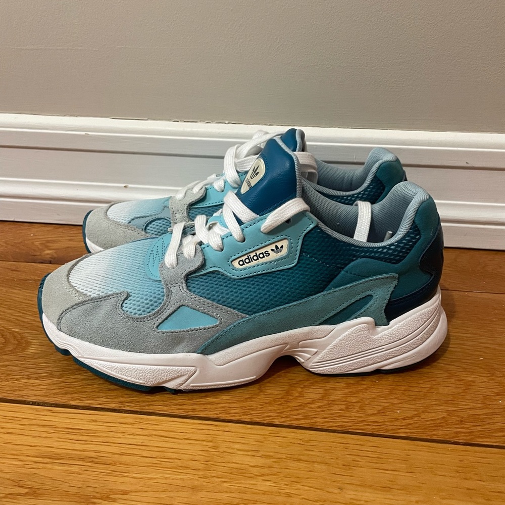 ADIDAS Size 8.5 blue falcon sneakers NEW WITH TAGS NEVER WORN